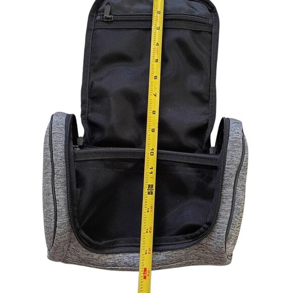 Reebok Hanging Dopp Kit U-Shape Toiletry Bag Travel Shaving Case NWOT - Picture 9 of 12